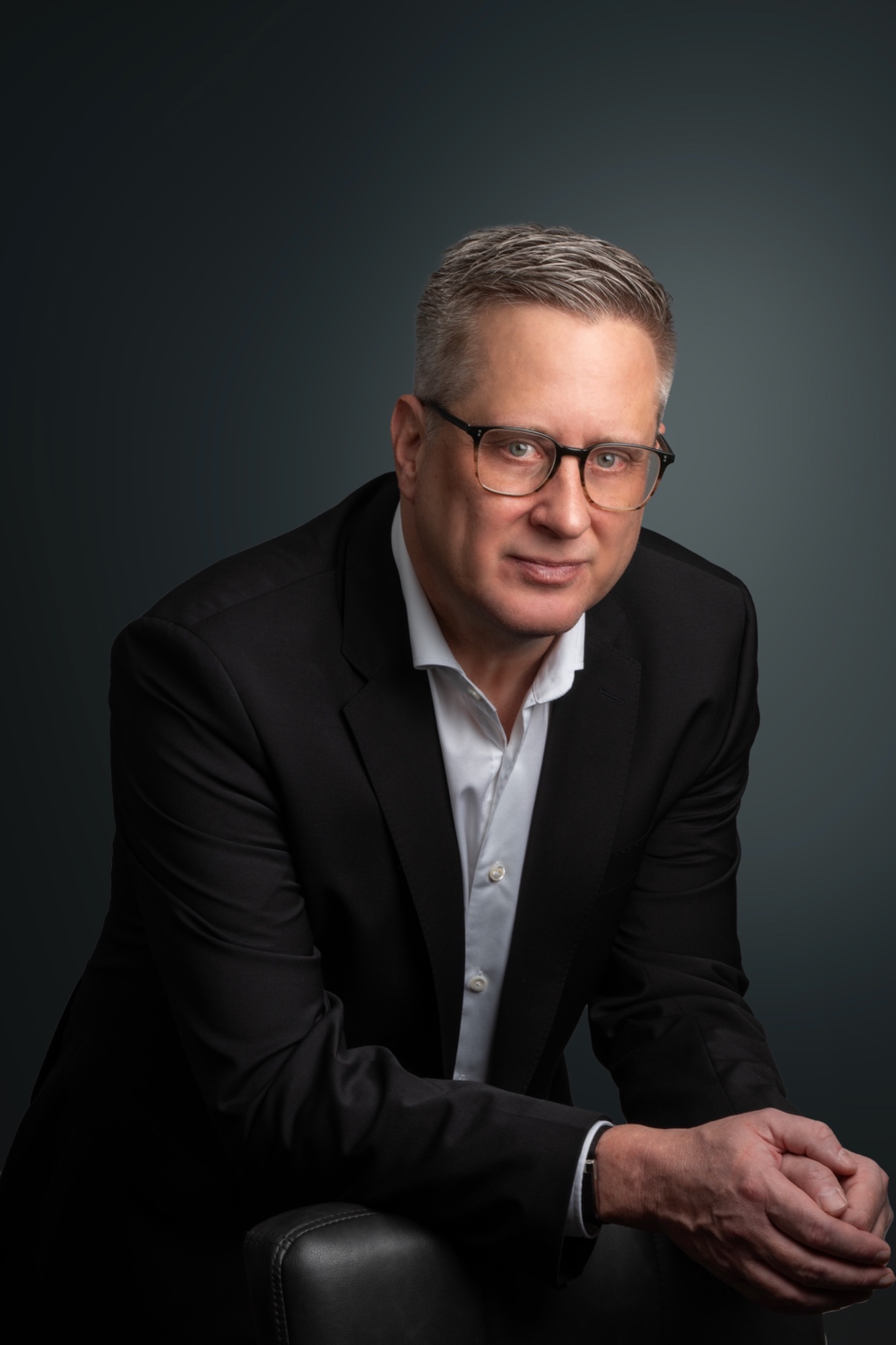 Jörg Böhlkau – Gründer & Geschäftsführer, Adoption-X KI-Beratung